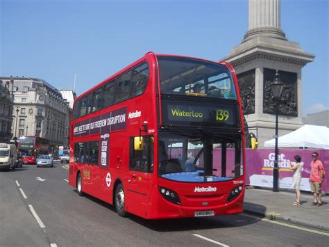 Lk Bhj London Metroline Hadliegh Flickr