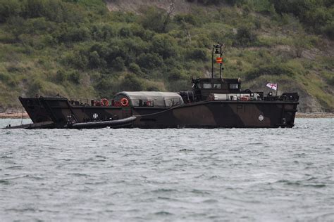 Lcu P Royal Marines Mk Landing Craft Lcu P Moore Flickr