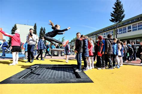 Большой квадратный батут 2000x2000x1000 мм — купить детские площадки ...