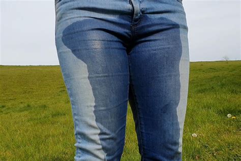 A Very Wet Photo Set 🤭 Pissing My Jeans In Public In The Countryside R Pee