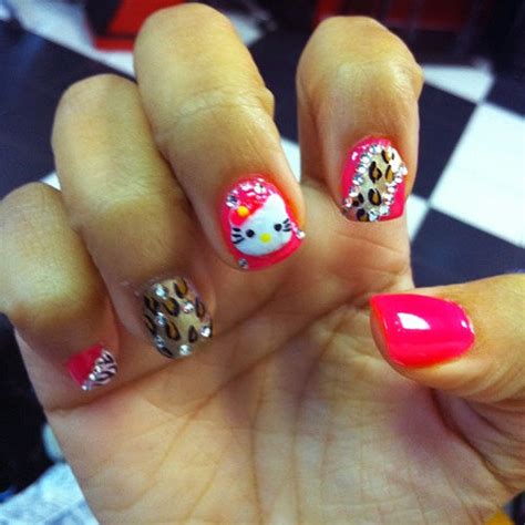 Hello Kitty Cheetah Print Nails