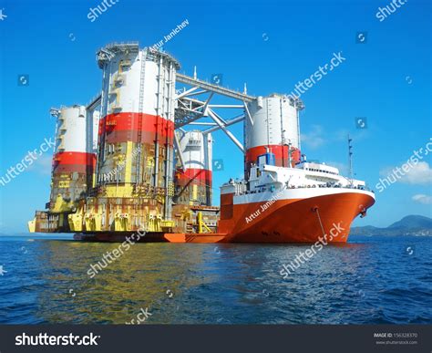 Heavy Lift Cargo Ship Transporting Oil Stock Photo (Edit Now) 156328370 ...