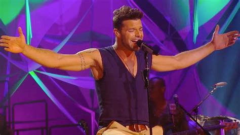 Ricky Martin MTV Unplugged Apple TV Uk