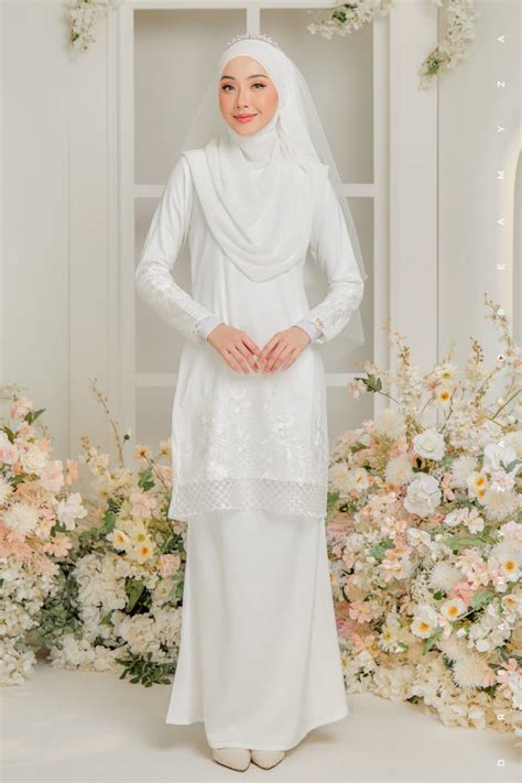 Maya Embroidered Border Lace Brides Baju Kurung Moden Akad Nikah Tunan