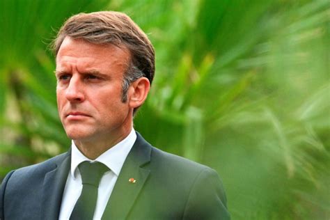 Gouvernement Macron Convie Les Forces Parlementaires Et Lucie Castets