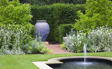 Landscape Design Colson Stone Practice A Private Garden In Sunningdale