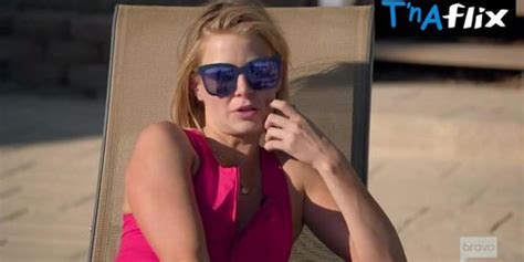 Lala Kent Bikini Scene In Vanderpump Rules Tnaflix