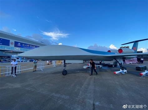 China Revela Novo Drone A Jato De Combate CH 6 No Zhuhai Airshow