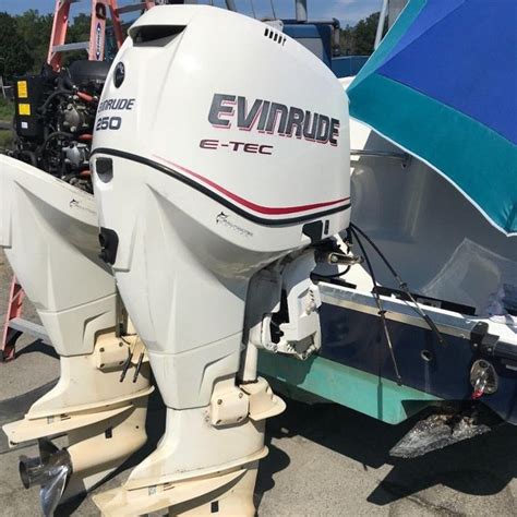 Evinrude E TEC 115 HP E115DSL Outboard Motor