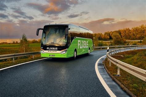 FlixBus se une a Daimler Buses para fabricar autocares eléctricos de