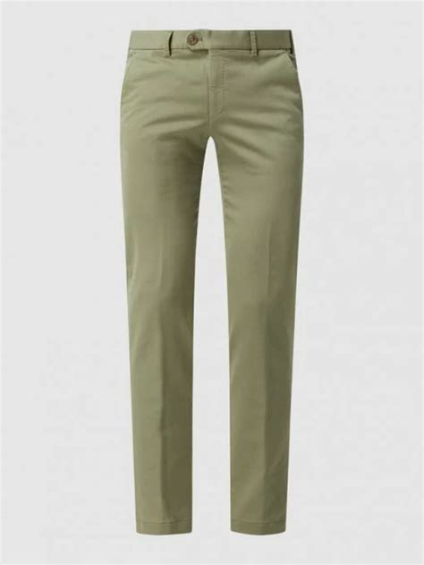 Neues Werbedesign Hiltl Slim Fit Chino Mit Stretch Anteil Modell