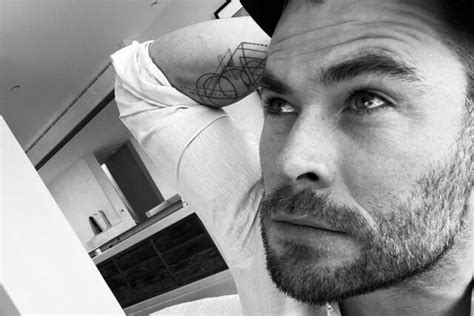 Chris Hemsworth Completes Lad Night Bingo With Beers & Home Tattoo