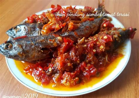 Resep Ikan Pindang Sambal Tomat Terasi Oleh Momon Cookpad