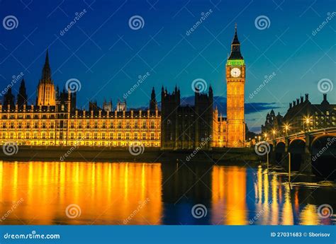 Houses of Parliament at Night, London Stock Image - Image of houses ...