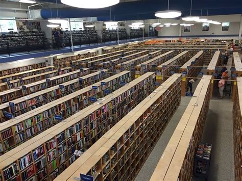 Mckays Used Books Jobs : Inside McKay's, Nashville's biggest used ...