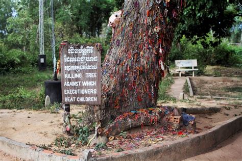 Khmer Rouge In Depth: Tuol Sleng Museum & Killing Fields