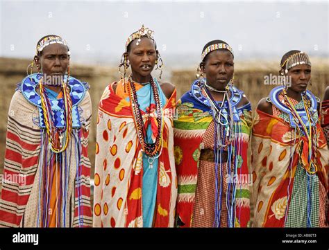 member of the Maasai tribe, Kenya, Masai Mara Stock Photo: 7321346 - Alamy