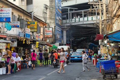 The Best Areas to Live in Bangkok for Lifestyle - VIE Hotel Bangkok