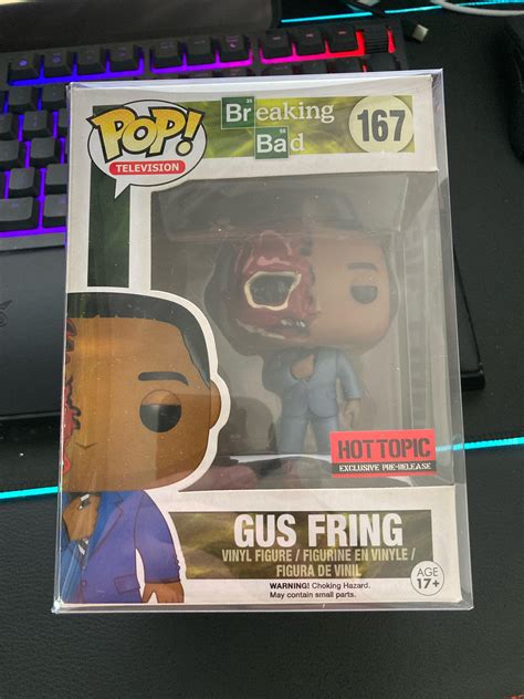 Ive Never Seen This With The Hot Topic Pre Release Sticker Is It Real R Funkopop