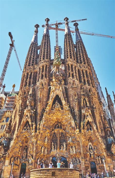 El La Sagrada Familia De Expiatori Del Templo De La Bas Lica I Foto De