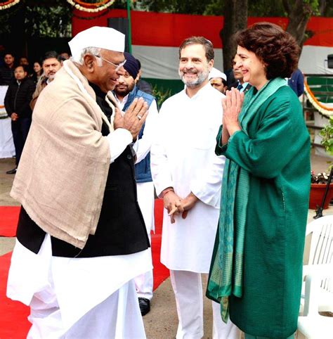 New Delhi Congress Leaders During The Partys 139th Foundation Day