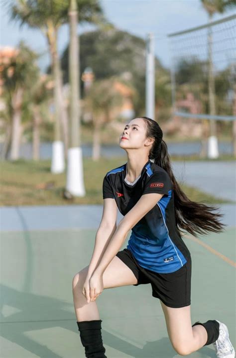 Nhan sắc như thiên thần của hot girl bóng chuyền đi thi Hoa hậu Báo Tri thức và Cuộc sống