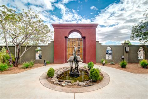 Assisted Living in Albuquerque, NM | AssistedLiving.org