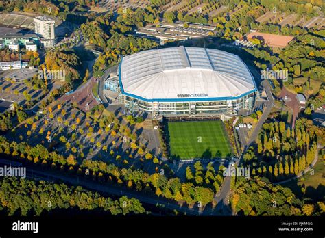 Picture of football stadium hi-res stock photography and images - Alamy