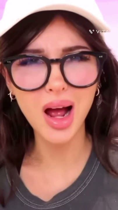 Sssniperwolf Roasts Spoiled Rich Girl 😂 Youtube