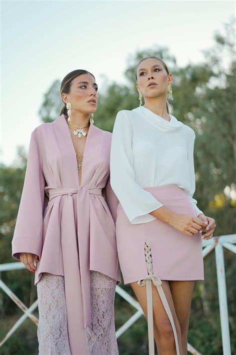 Chaqueta Kimono De Manga Japonesa Modelo COBIJO NUDE Carmen Fitz Moda