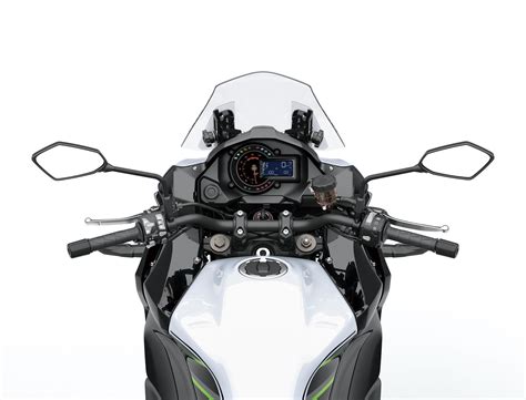 Motorrad Vergleich Yamaha Tracer 9 2021 Vs Kawasaki Versys 1000 2019