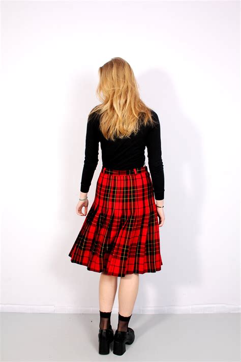 Red Tartan Skirt Pleated Plaid Kilt Vintage Scottish Style Etsy Red Tartan Skirt Tartan Pants