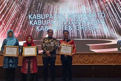 Dinas Pendidikan Kabupaten Mojokerto Sabet Enam Penghargaan