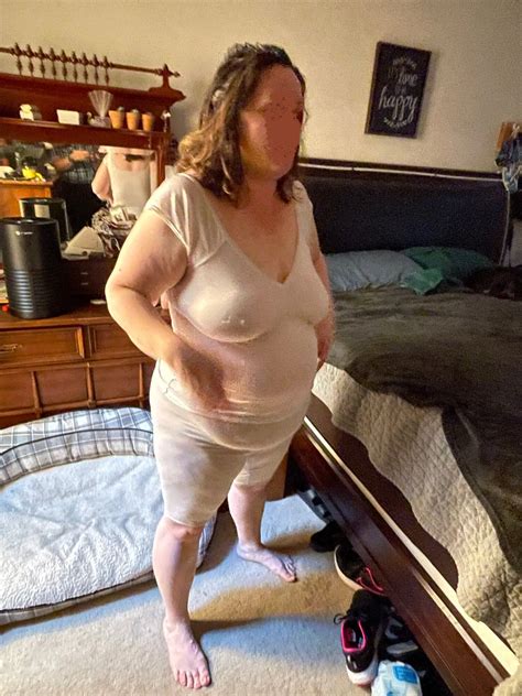 Mormon MILF Getting Dressed Pics XHamster