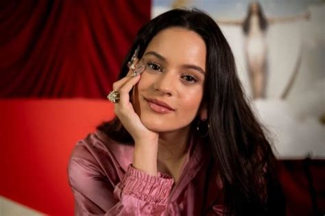 Rosalía causa polémica en redes sociales por su nuevo tema Hentai El Sumario