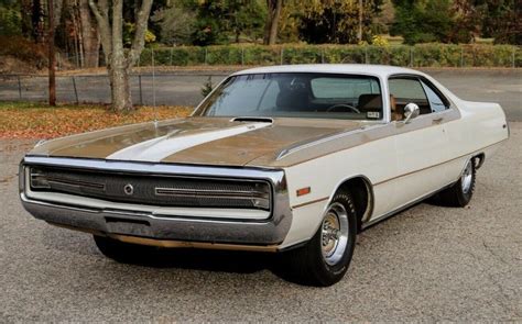 Big Muscle: 1970 Chrysler 300 Hurst Survivor | Barn Finds