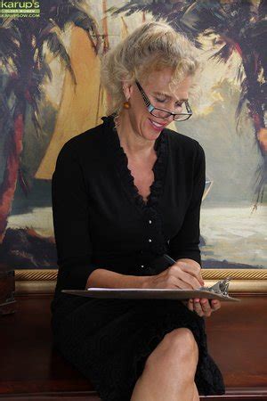 British Amateur Experienced Lingerie XXX Dessert