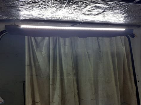 Зарядки, свет, прикуриватель. — ГАЗ Газель Next, 2,8 л, 2017 года ...