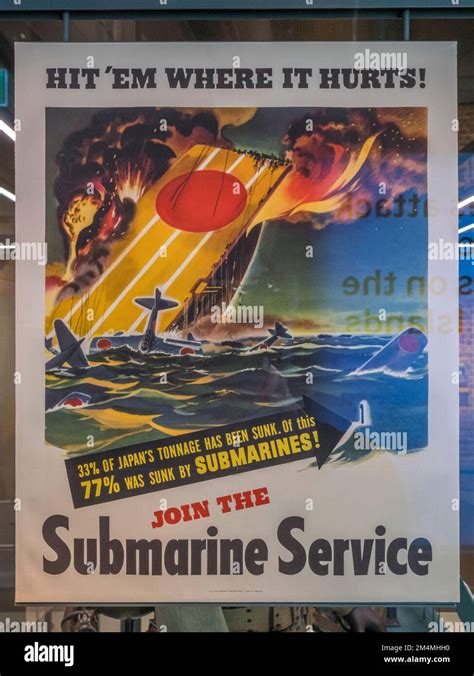 Une Affiche De Propagande Du Service Sous Marin Am Ricain Montrant L