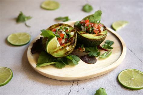 Receta Aguacate A La Parrilla Con Pico De Gallo La Zarola