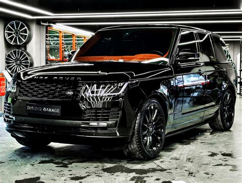 Full Black Range Rover Vogue Fully Customized, Perfect