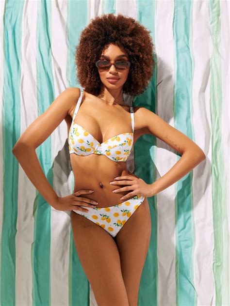 Góra od bikini Kolor kremowy SINSAY AO X