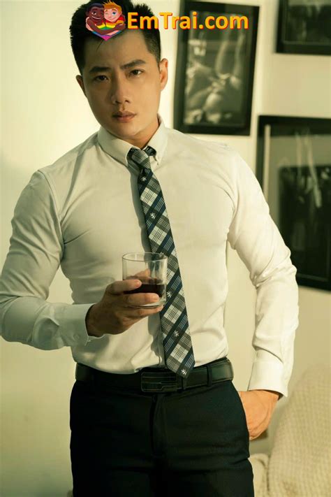 Boy văn phòng mông bự fuck giỏi mátxa bú liếm tuyệt đỉnh emtrai