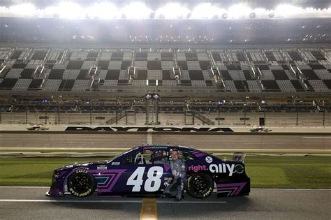 Alex Bowman Wins Pole In Daytona 500 Qualifying