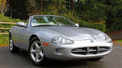 2000 Jaguar Xk8 Convertible For Sale At Auction Mecum Auctions