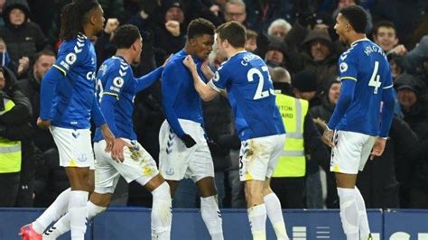 Live Streaming Sctv Nottingham Vs Everton Nonton Siaran Langsung Liga