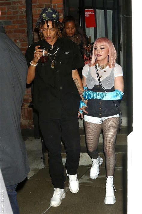 Madonna Nude OnlyFans Leaks Fappening Page FappeningBook