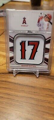 2022 Topps Shohei Ohtani Player Jersey Number Medallion Card JNM SO