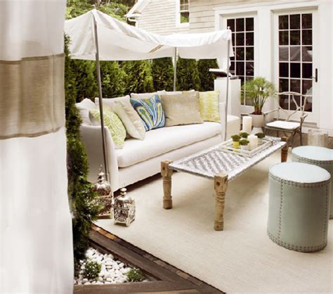 How To Decorate Your Outdoor Space