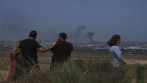 El ejército israelí encuentra cuerpos de 3 rehenes asesinados en Gaza